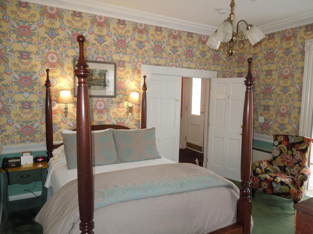Mary Prentiss Inn Кембридж Экстерьер фото